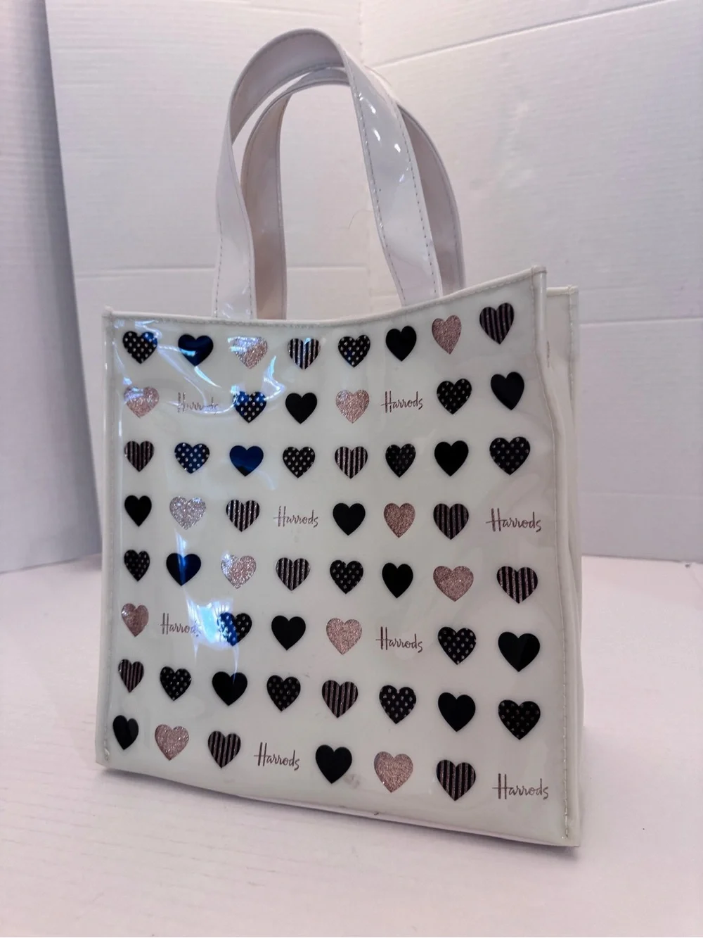 HARROD'S LONDON Signature Vinyl Coated Tote Bag Glitter Hearts Snap Closure